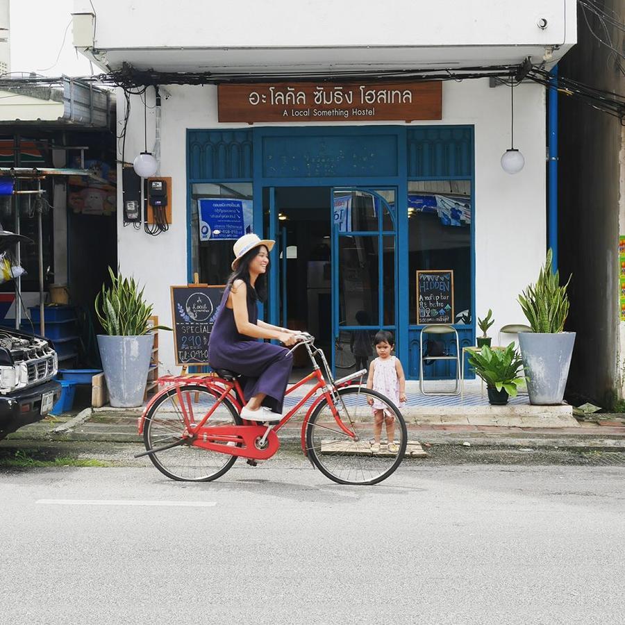 A Local Something Hostel Trang Exteriör bild